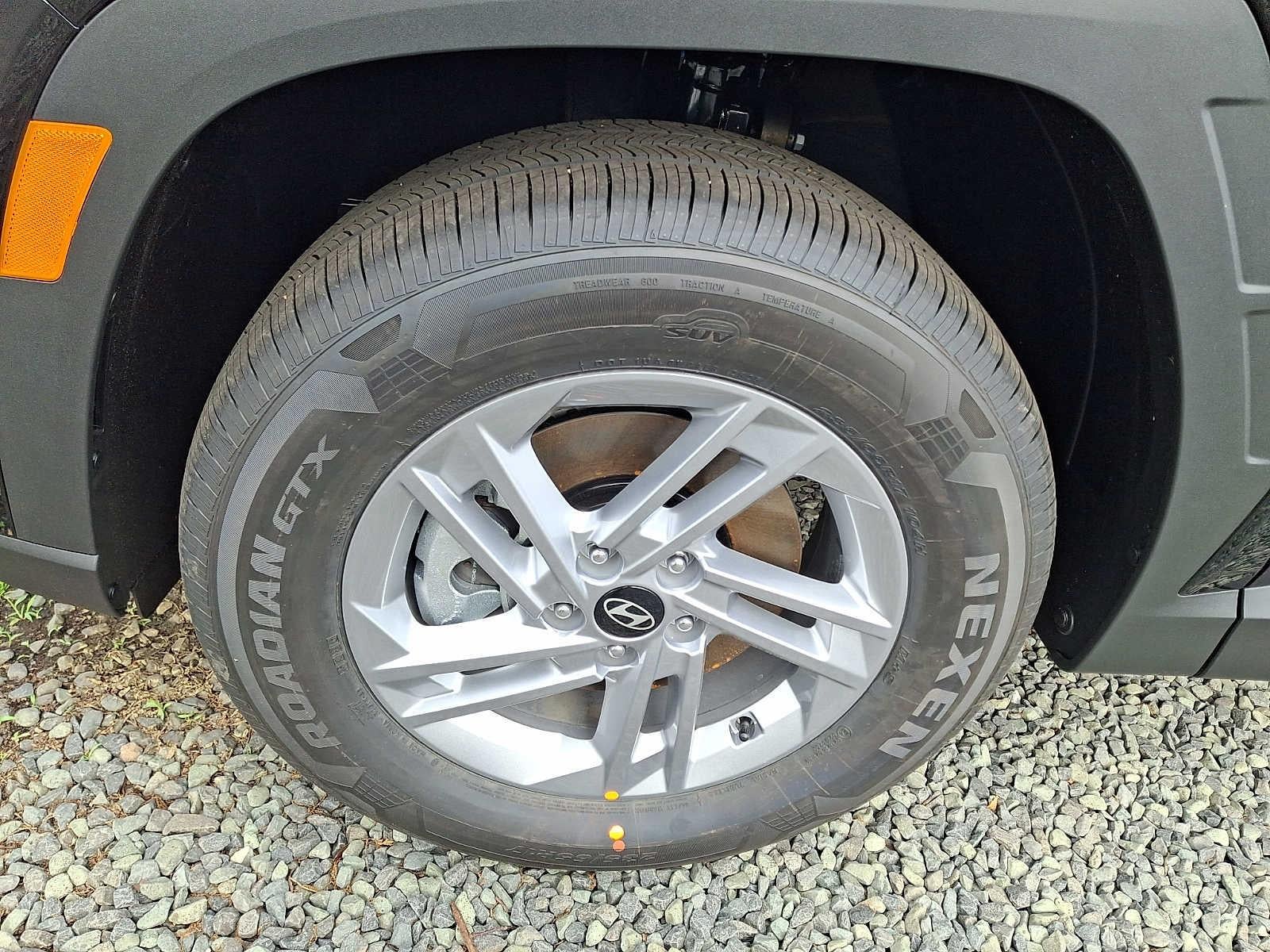 2026 Hyundai TUCSON SE AWD