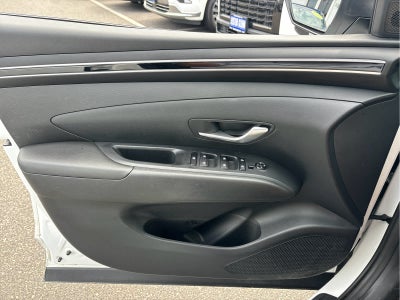 2024 Hyundai TUCSON SE