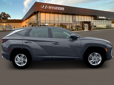 2026 Hyundai TUCSON SE AWD