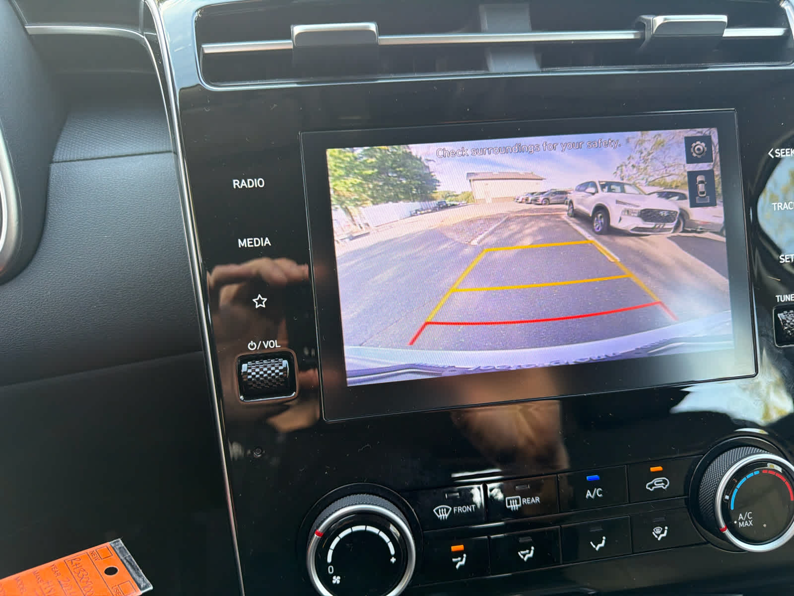 2024 Hyundai TUCSON SE