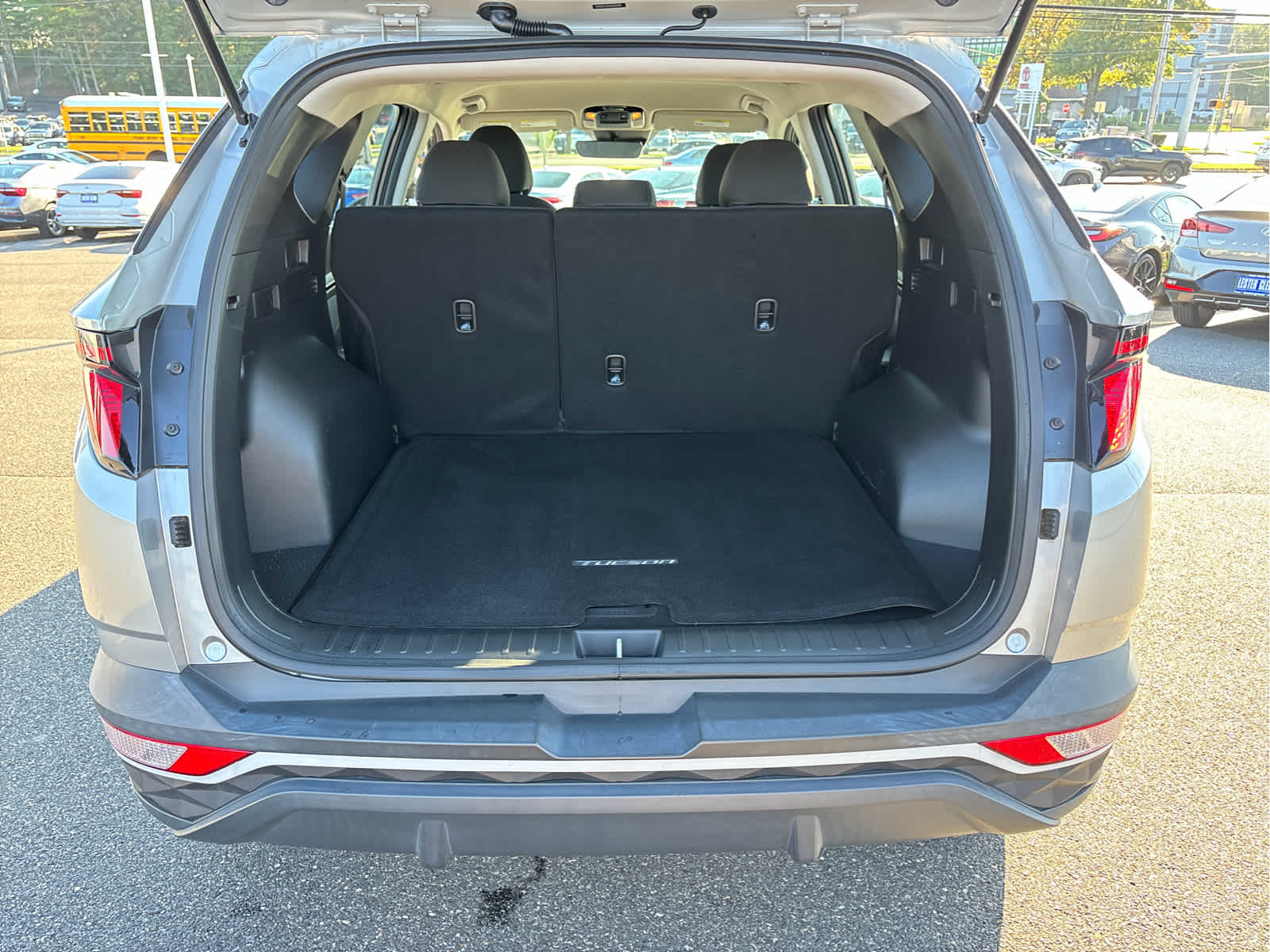 2024 Hyundai TUCSON SE