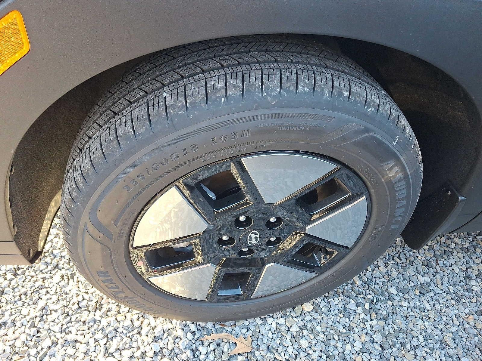 2026 Hyundai SANTA FE HYBRID SE