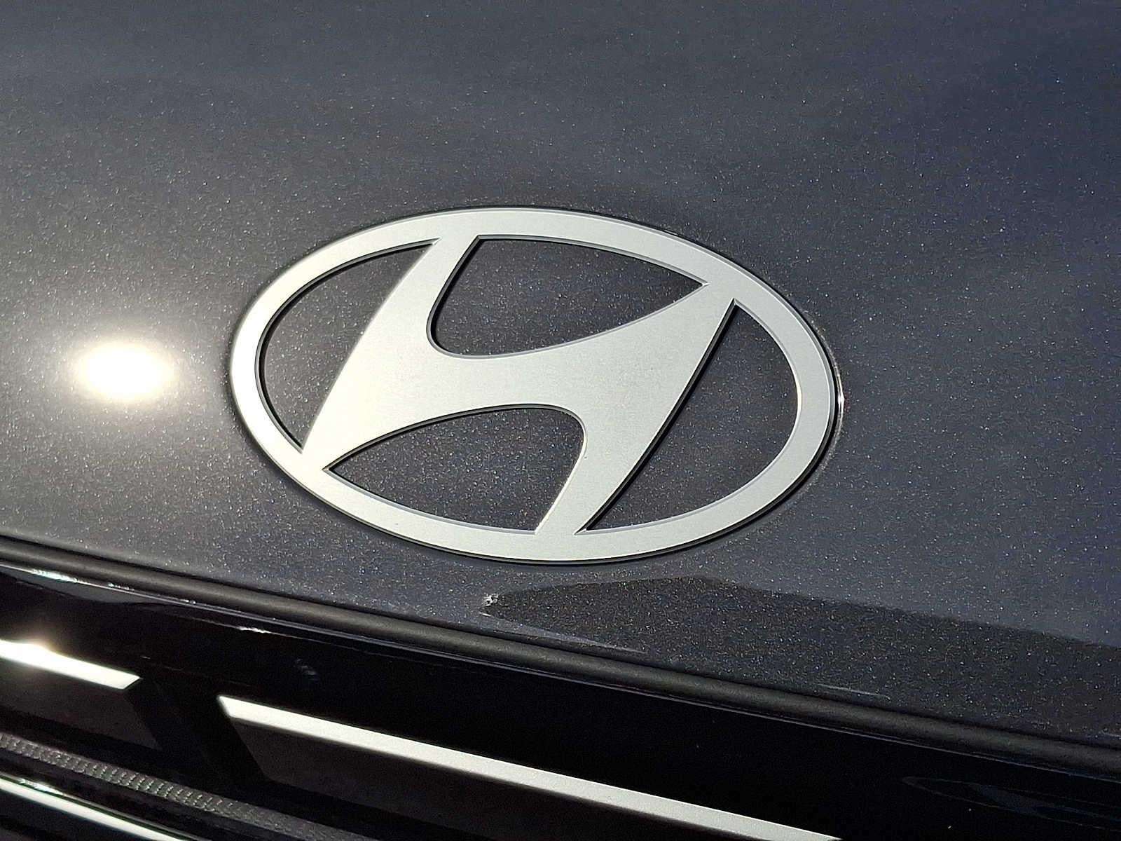 2027 Hyundai SANTA FE HYBRID SEL