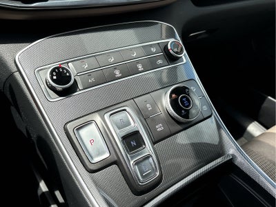 2022 Hyundai SANTA FE SE