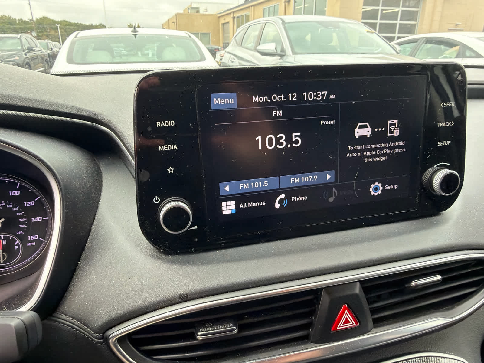 2023 Hyundai SANTA FE SE