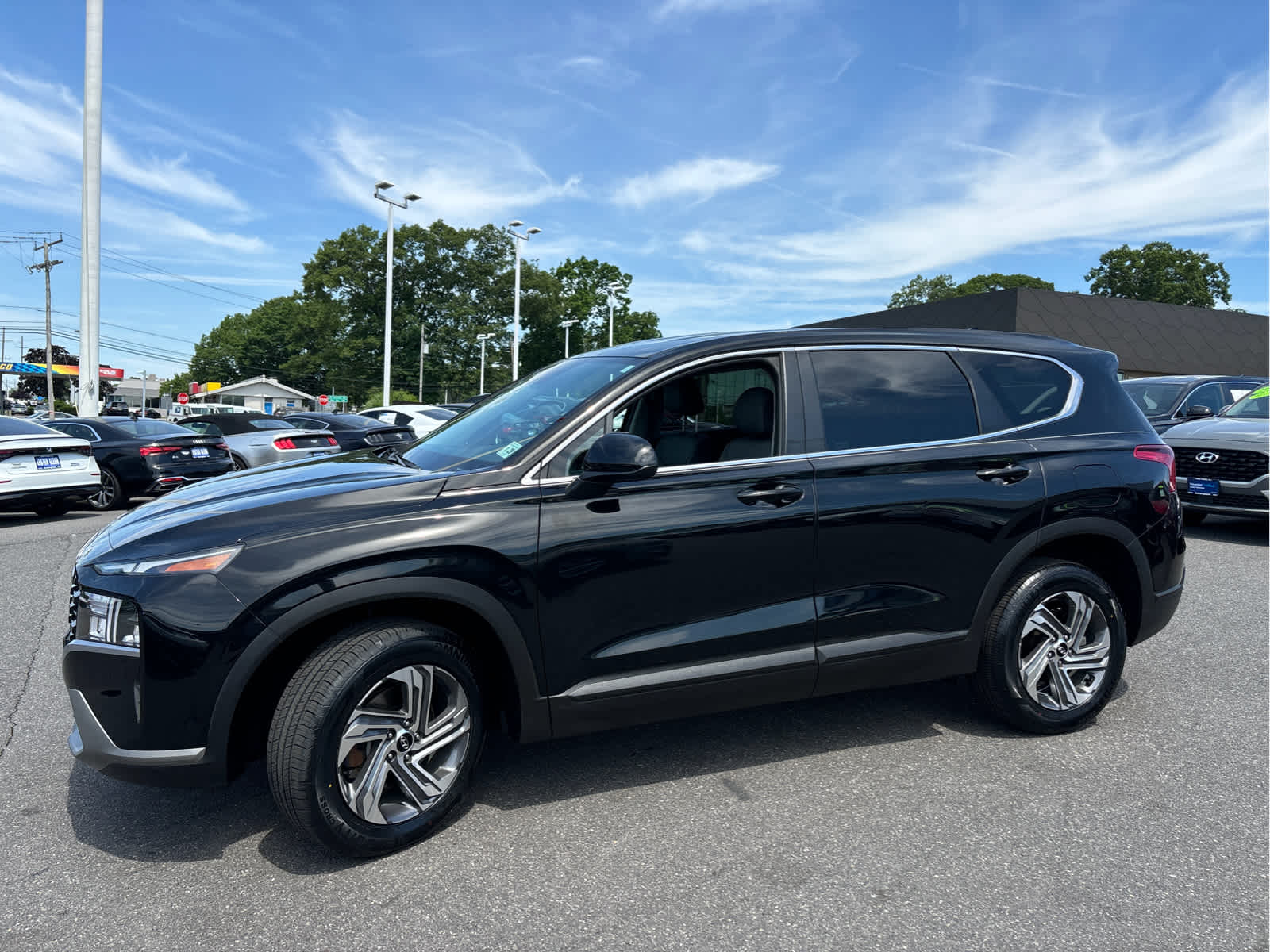 2023 Hyundai SANTA FE SE