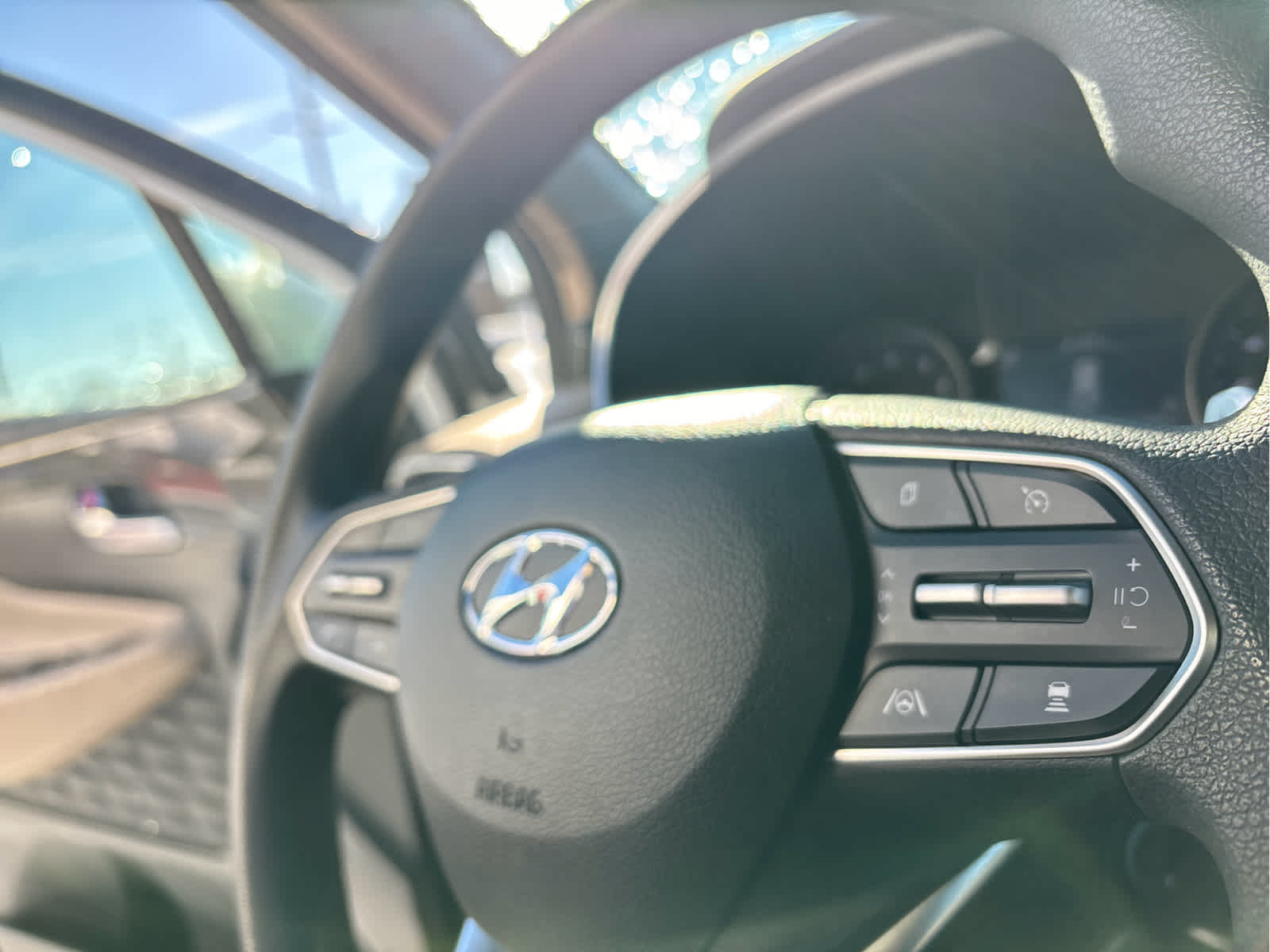 2023 Hyundai SANTA FE SE