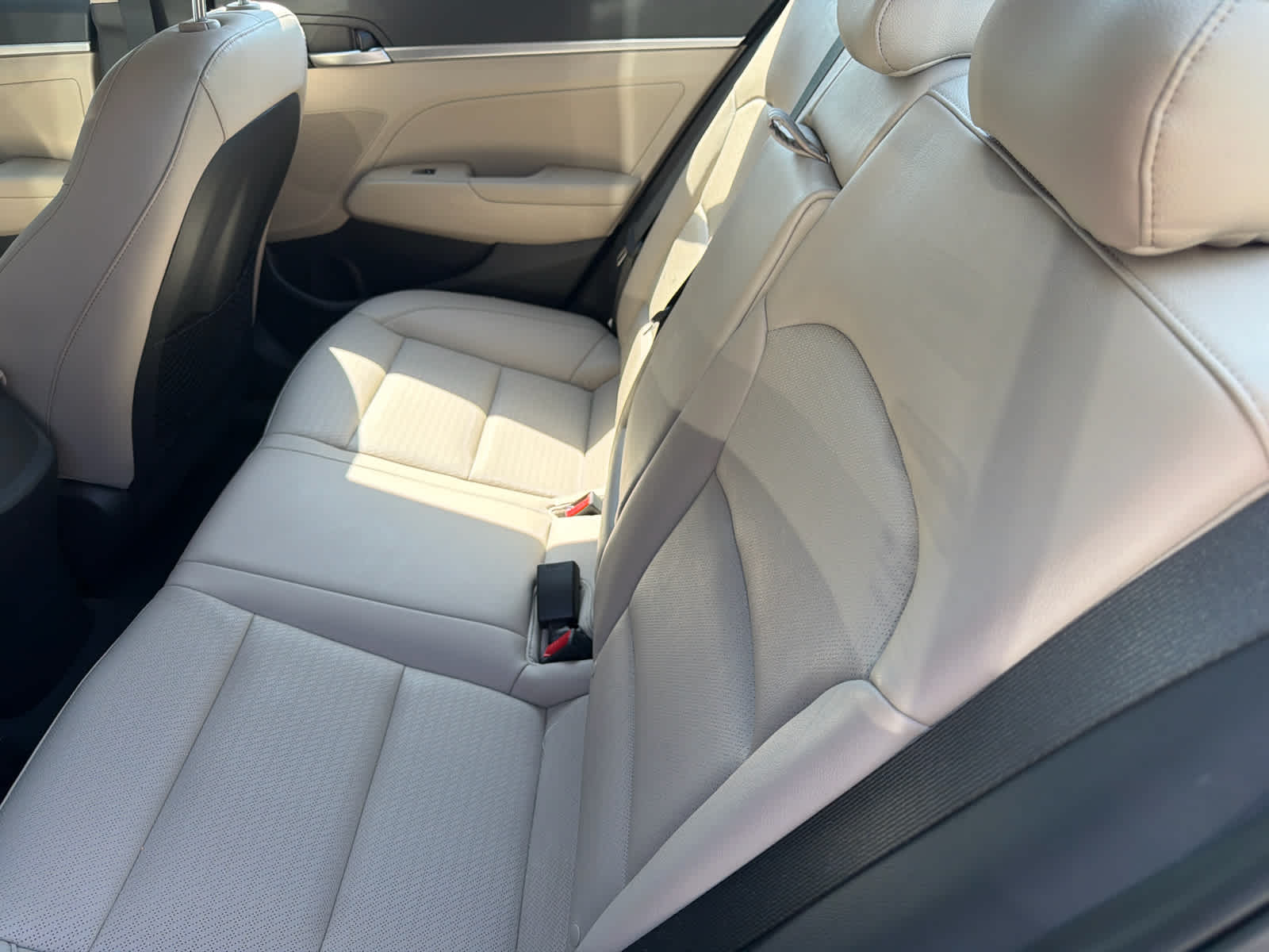 2020 Hyundai ELANTRA Limited