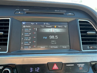 2017 Hyundai SONATA SE