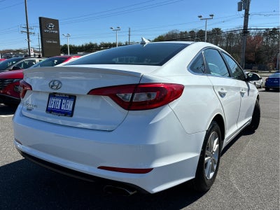 2017 Hyundai SONATA SE