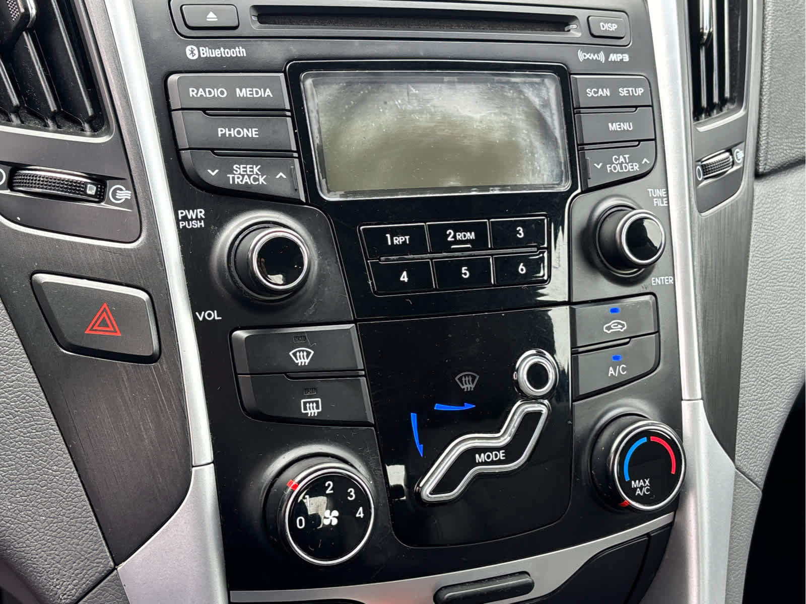 2013 Hyundai SONATA SE