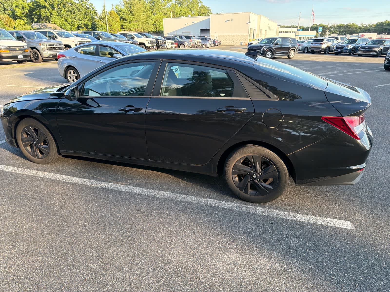 2022 Hyundai ELANTRA SEL