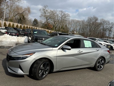 2023 Hyundai ELANTRA SEL