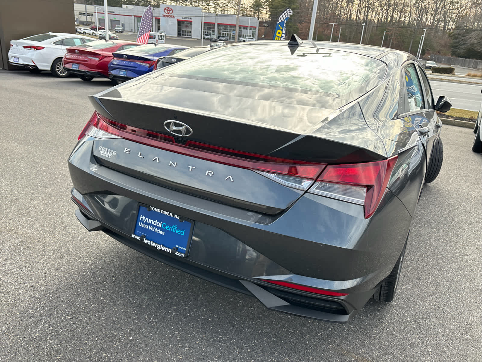 2023 Hyundai ELANTRA SEL