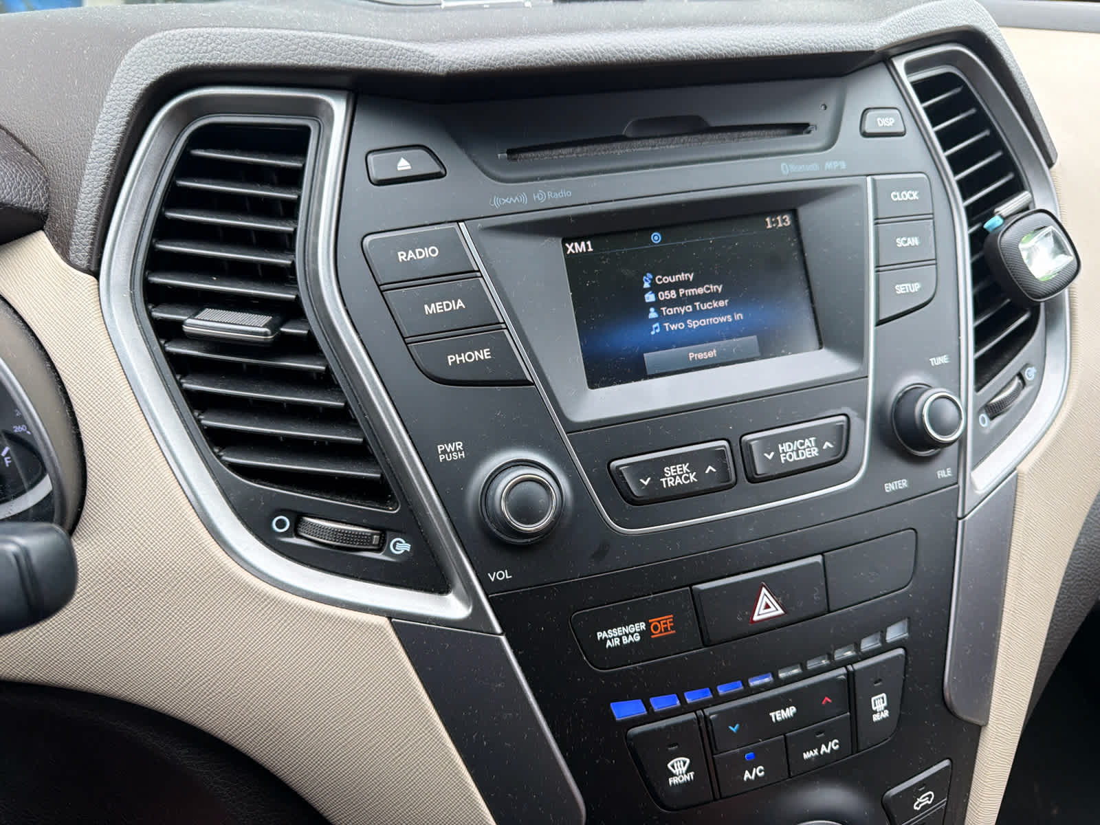 2016 Hyundai SANTA FE SPORT FWD 4Dr 2.4
