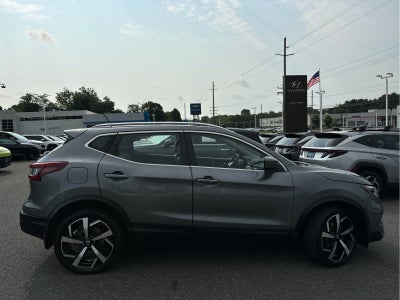 2021 Nissan Rogue Sport SL
