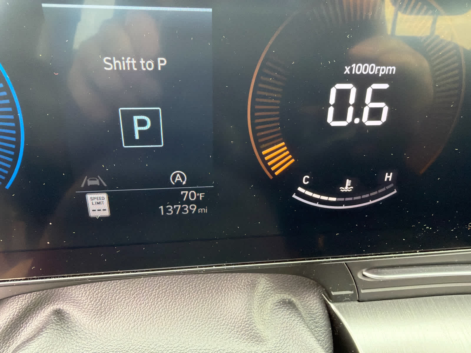 2024 Hyundai KONA SE