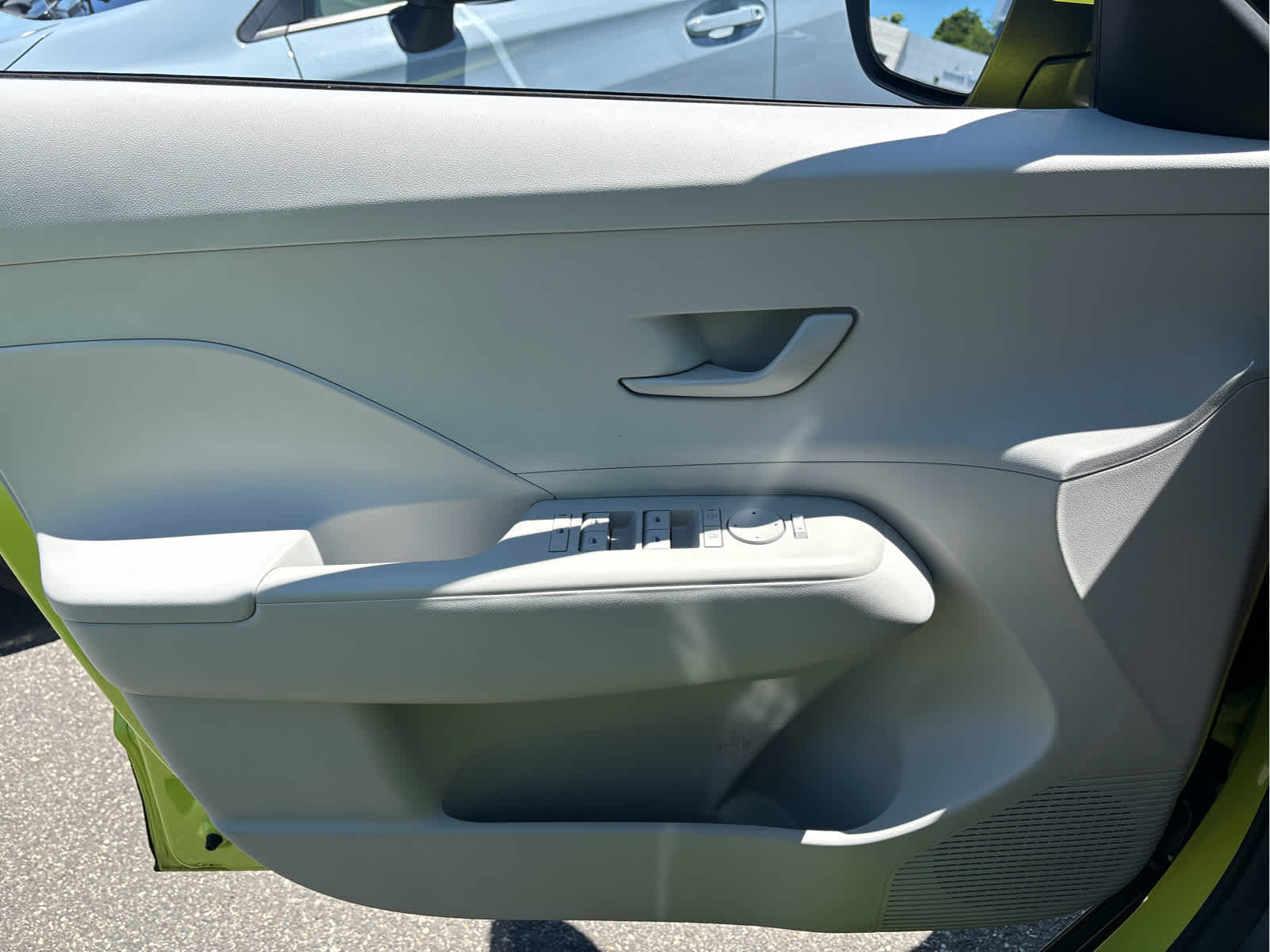 2024 Hyundai KONA SE