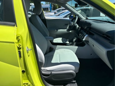 2024 Hyundai KONA SE