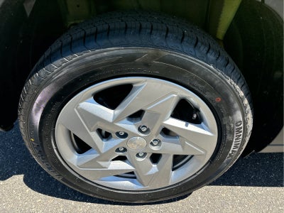 2024 Hyundai KONA SE