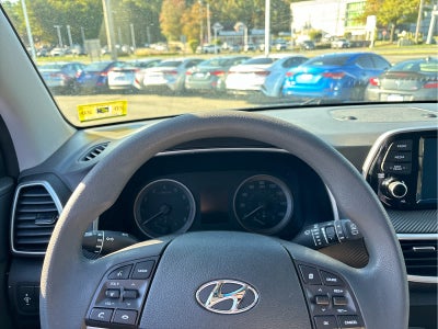 2021 Hyundai TUCSON SE