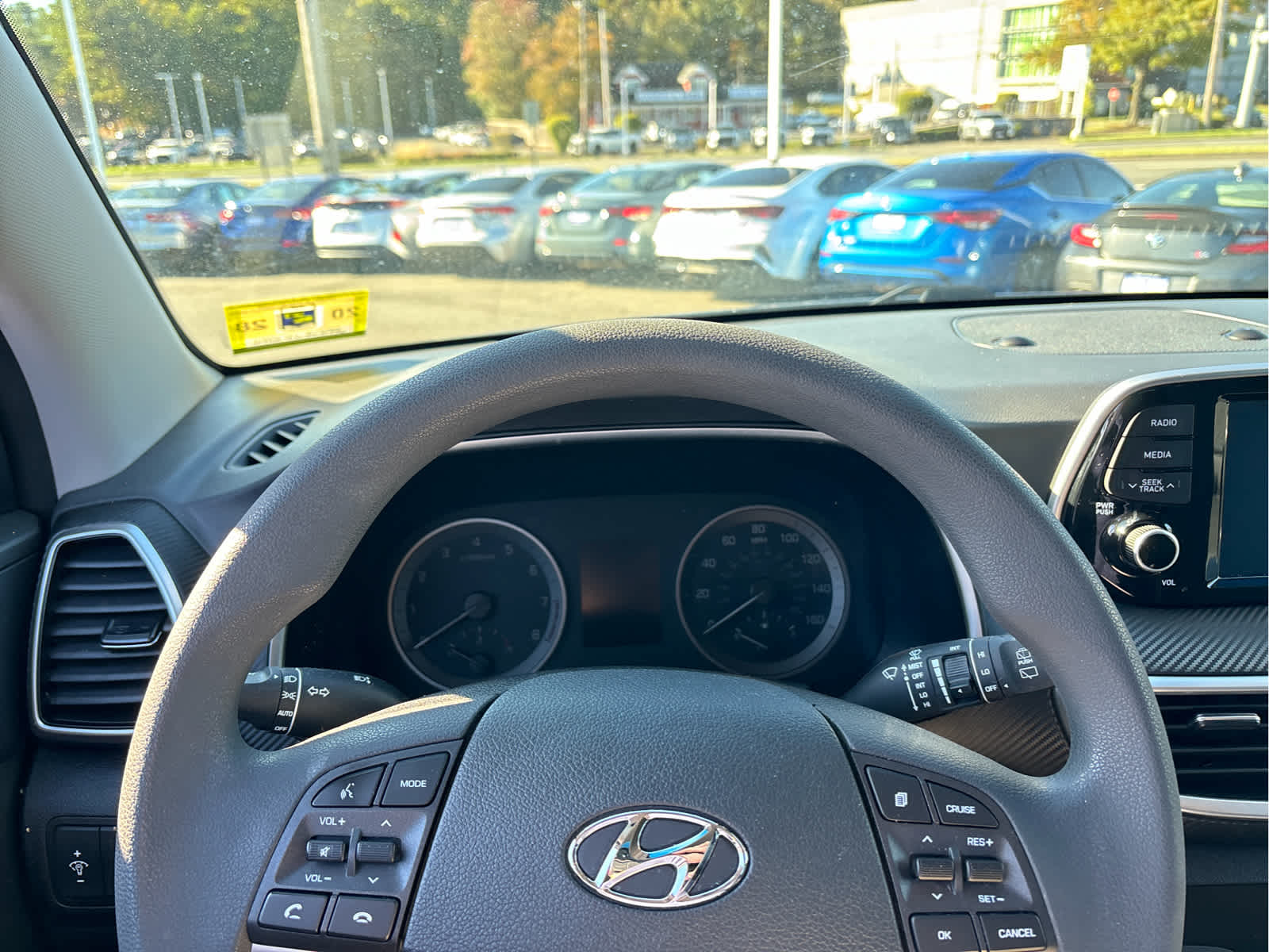 2021 Hyundai TUCSON SE