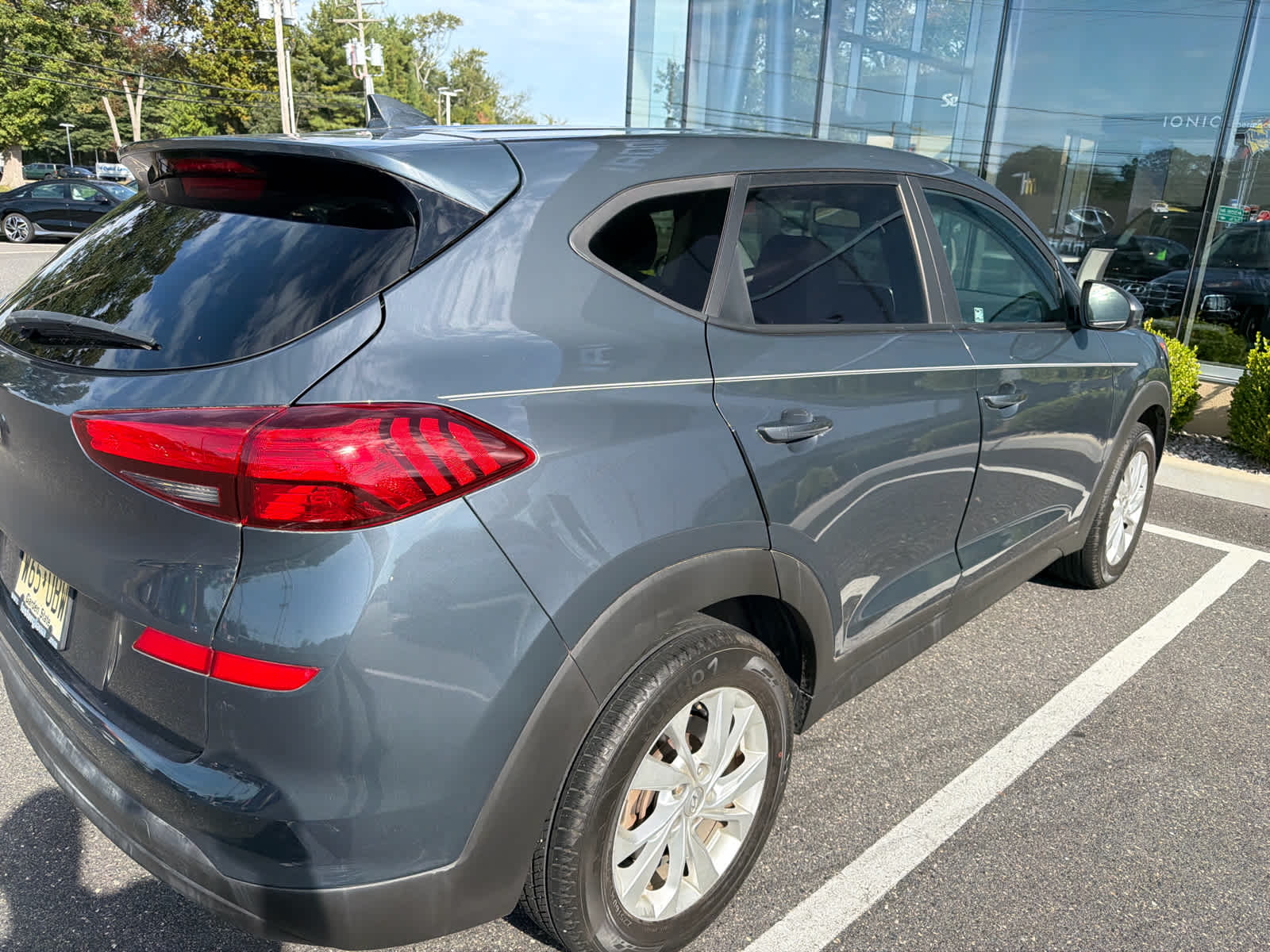 2021 Hyundai TUCSON SE