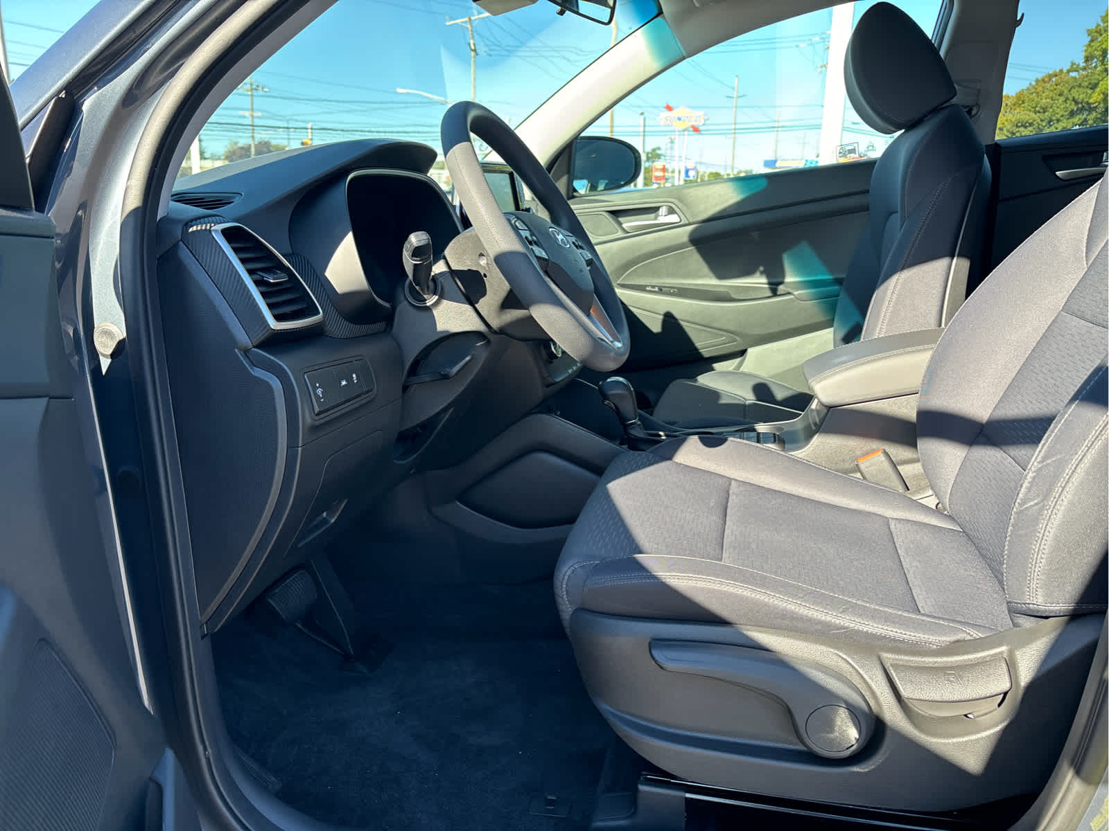 2021 Hyundai TUCSON SE