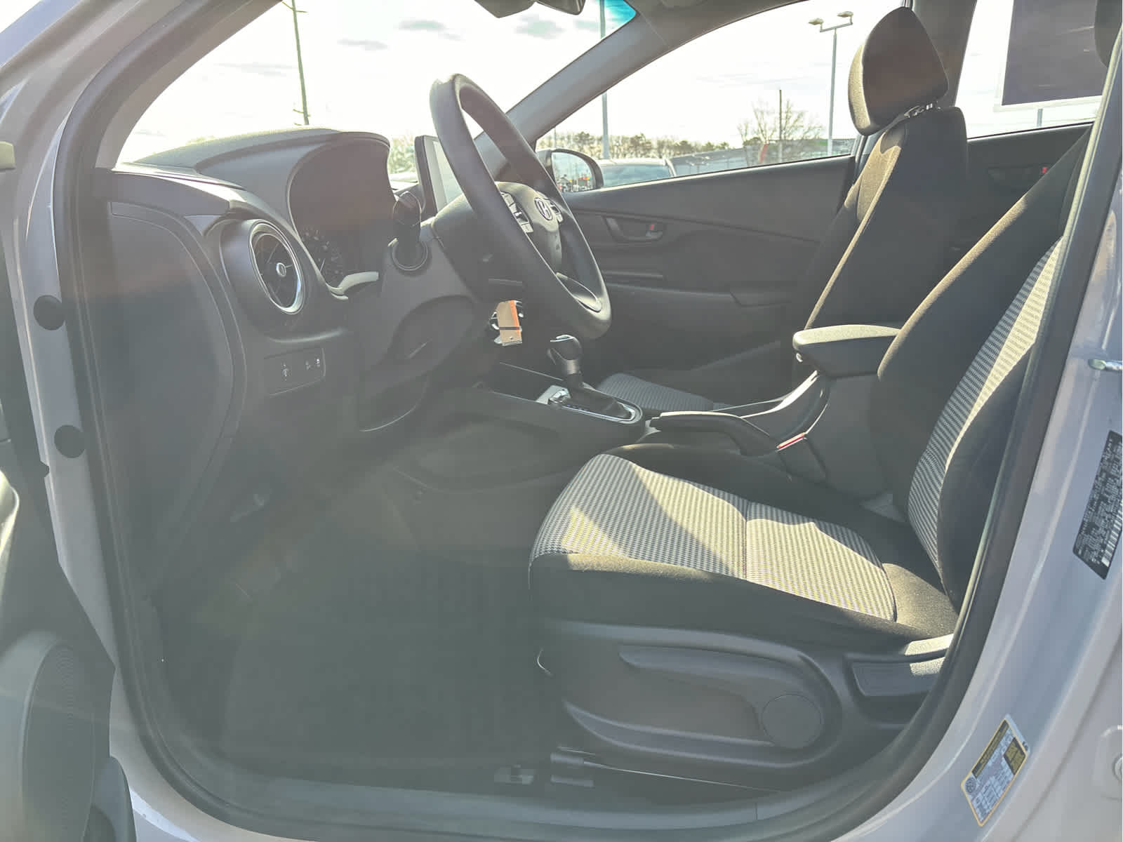 2023 Hyundai KONA SE