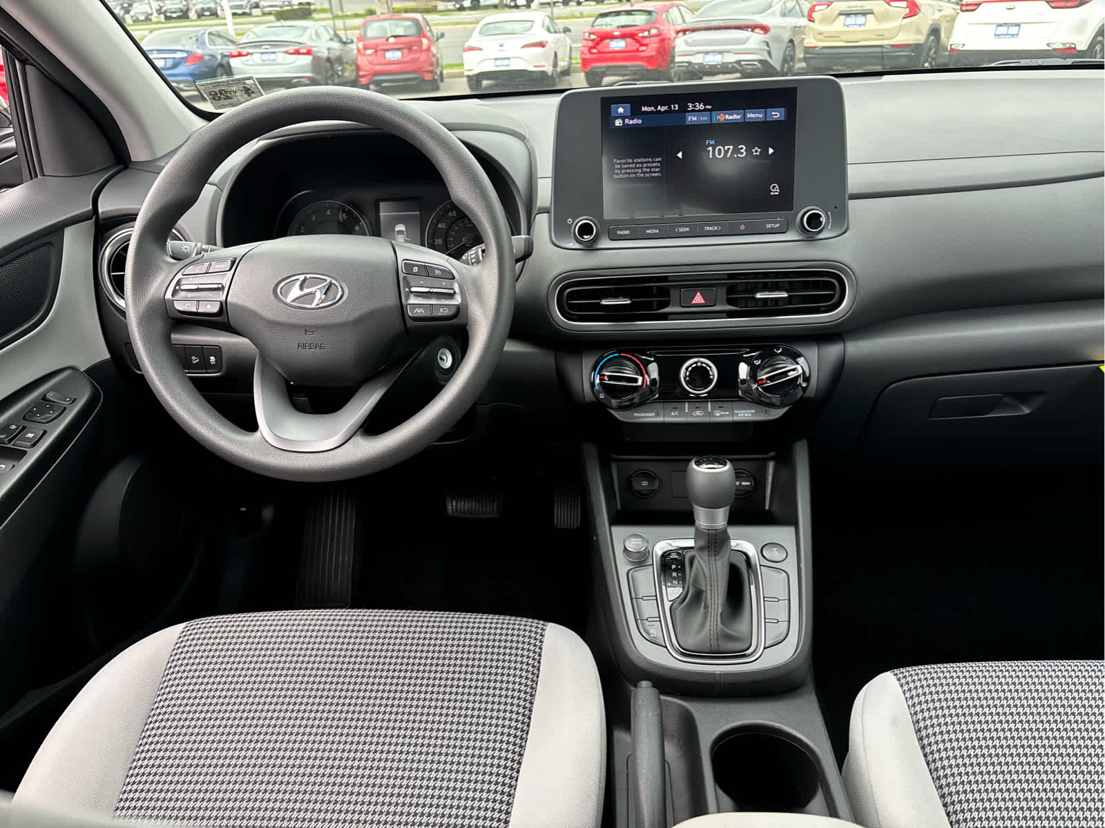 2023 Hyundai KONA SE