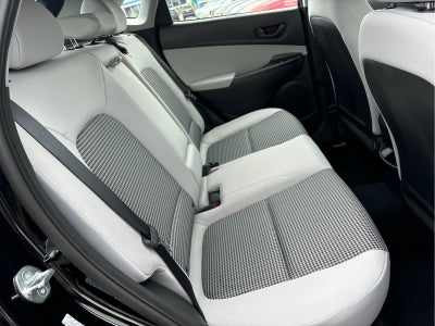 2023 Hyundai KONA SE