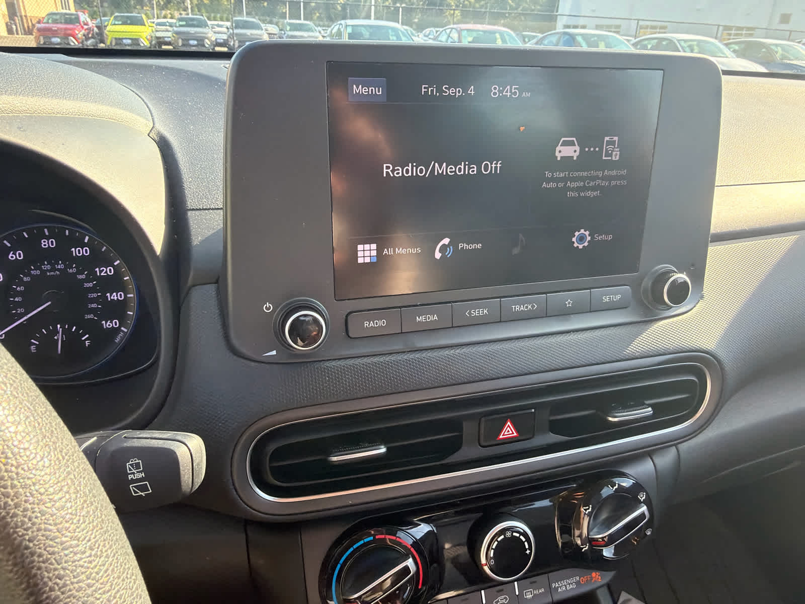2023 Hyundai KONA SE