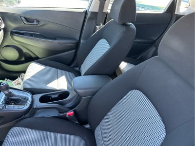 2023 Hyundai KONA SE