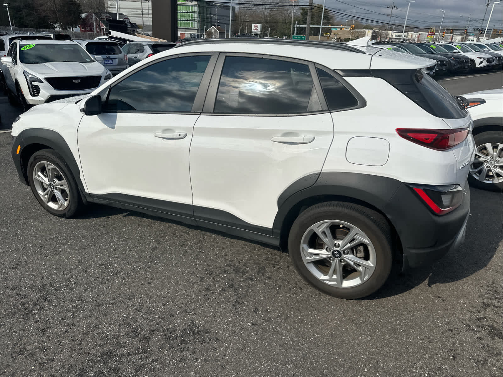 2023 Hyundai KONA SEL