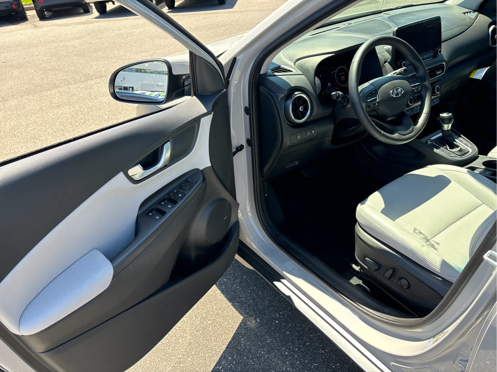 2023 Hyundai KONA Limited