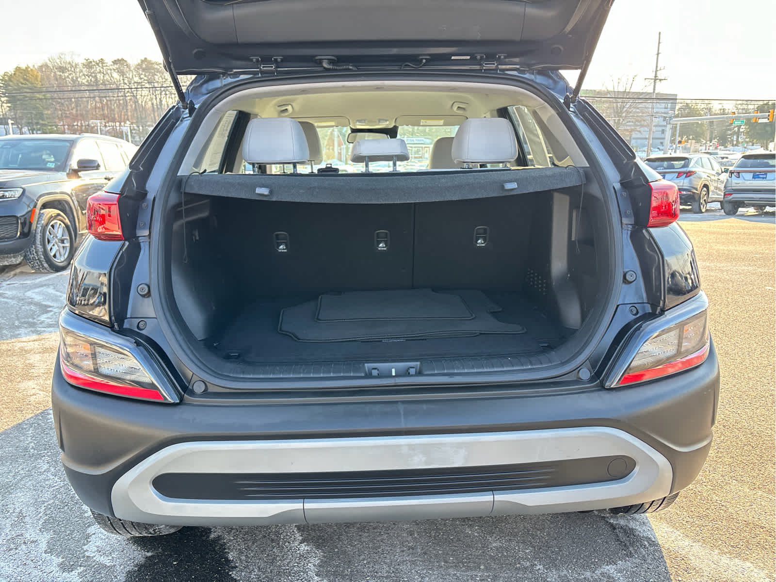 2023 Hyundai KONA SEL