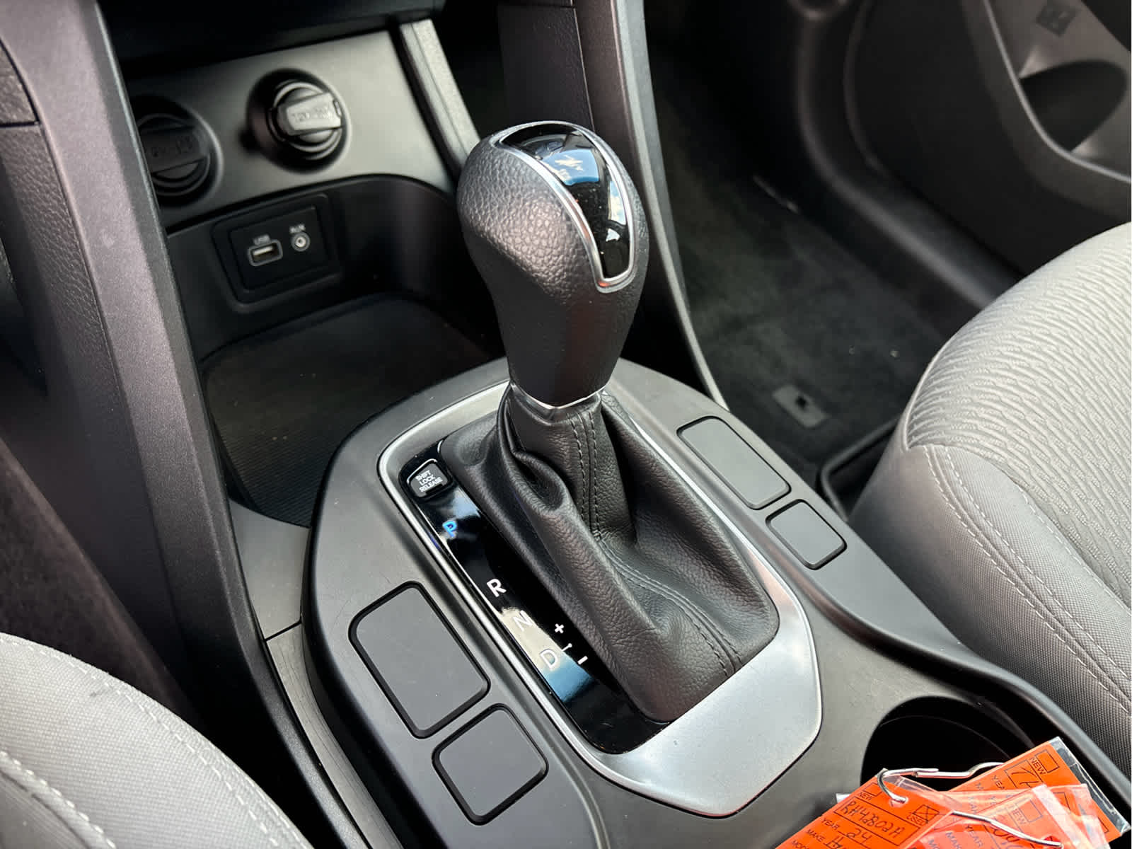 2018 Hyundai SANTA FE SE