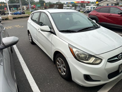 2013 Hyundai ACCENT 5-DOOR GS