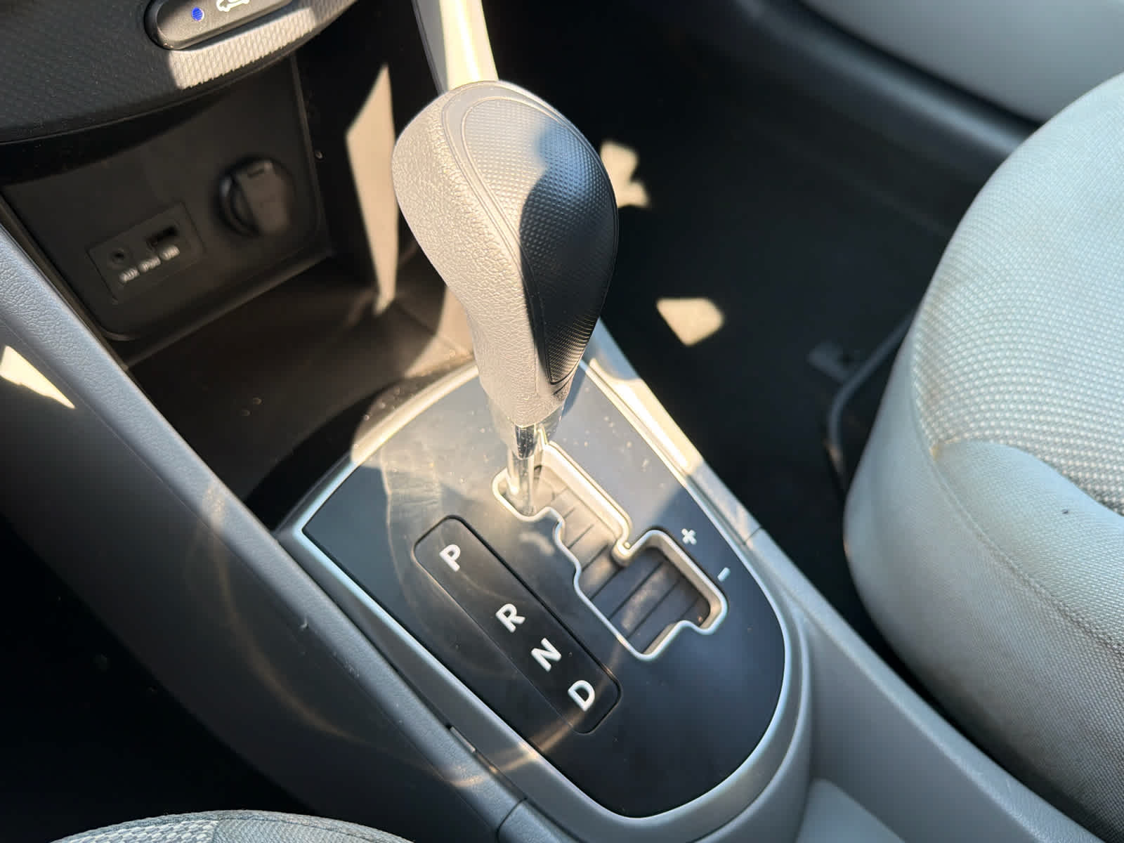 2013 Hyundai ACCENT 5-DOOR GS
