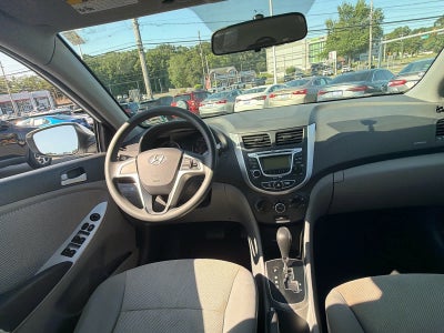 2013 Hyundai ACCENT 5-DOOR GS