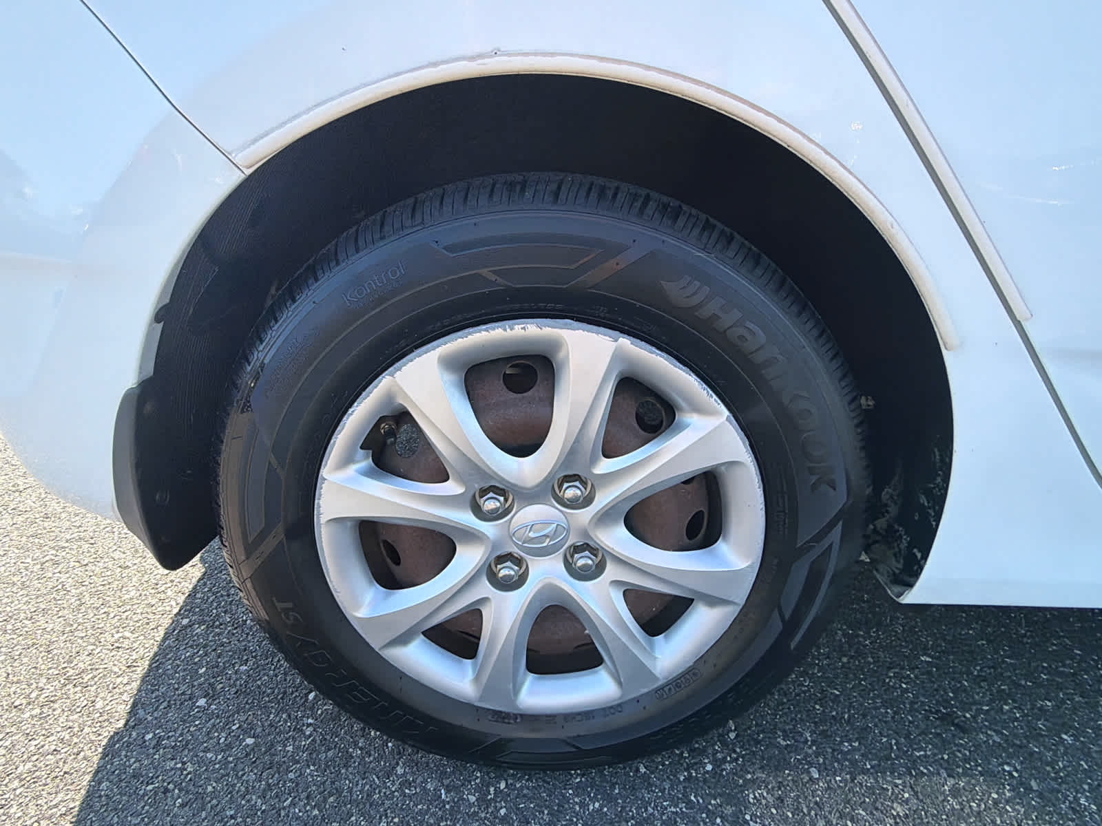 2013 Hyundai ACCENT 5-DOOR GS