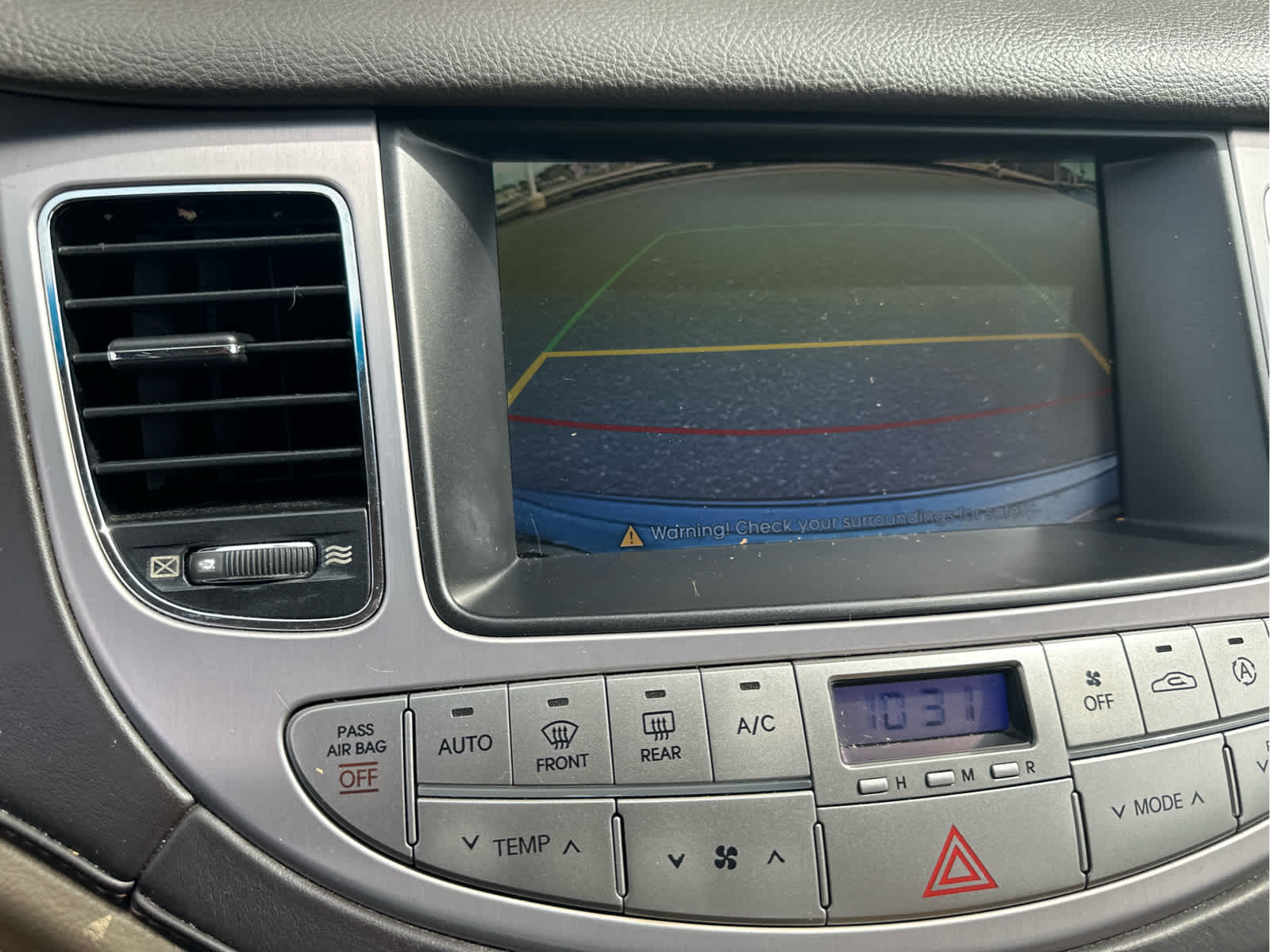 2011 Hyundai GENESIS 4Dr Sdn V8