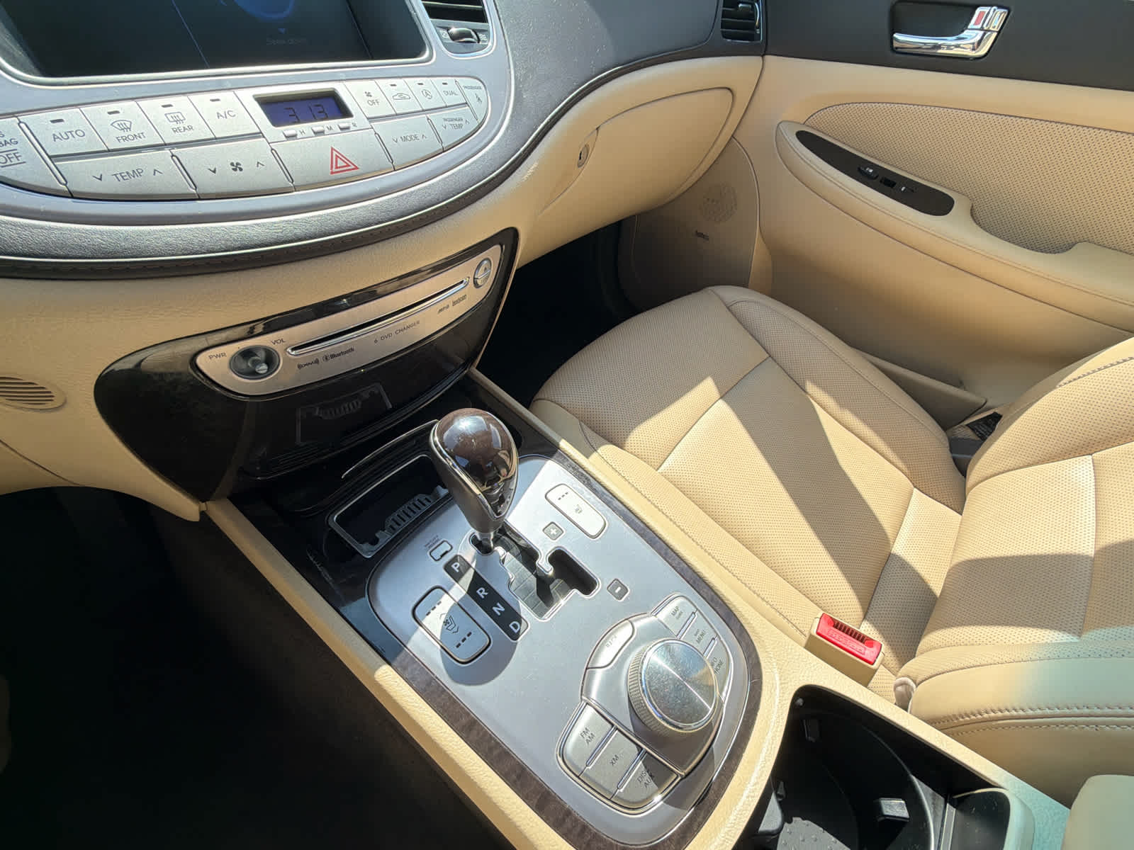 2011 Hyundai GENESIS 4Dr Sdn V8