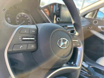 2023 Hyundai SONATA SE