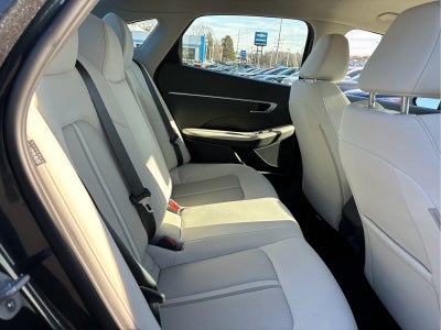 2023 Hyundai SONATA SE