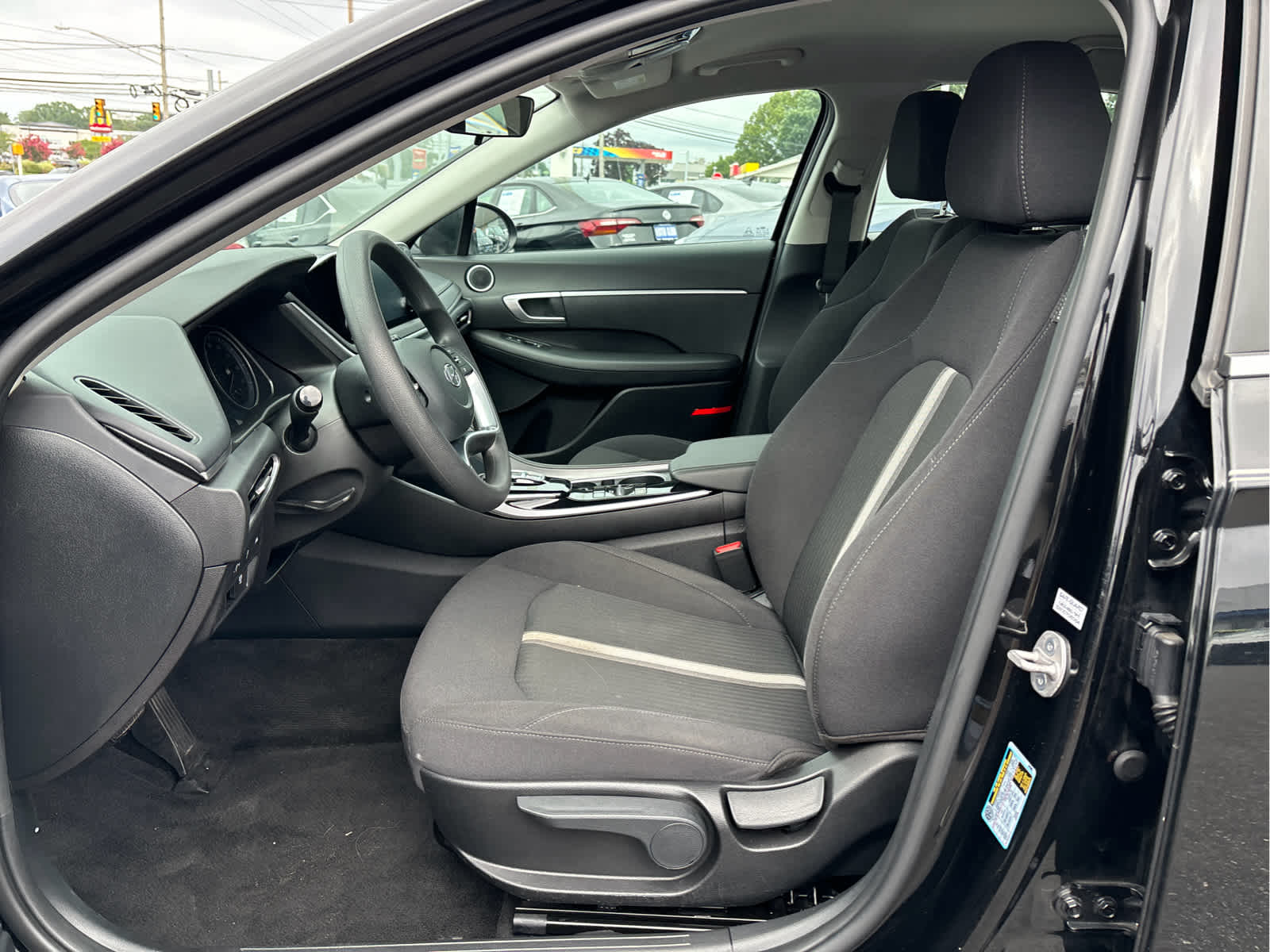2023 Hyundai SONATA SE