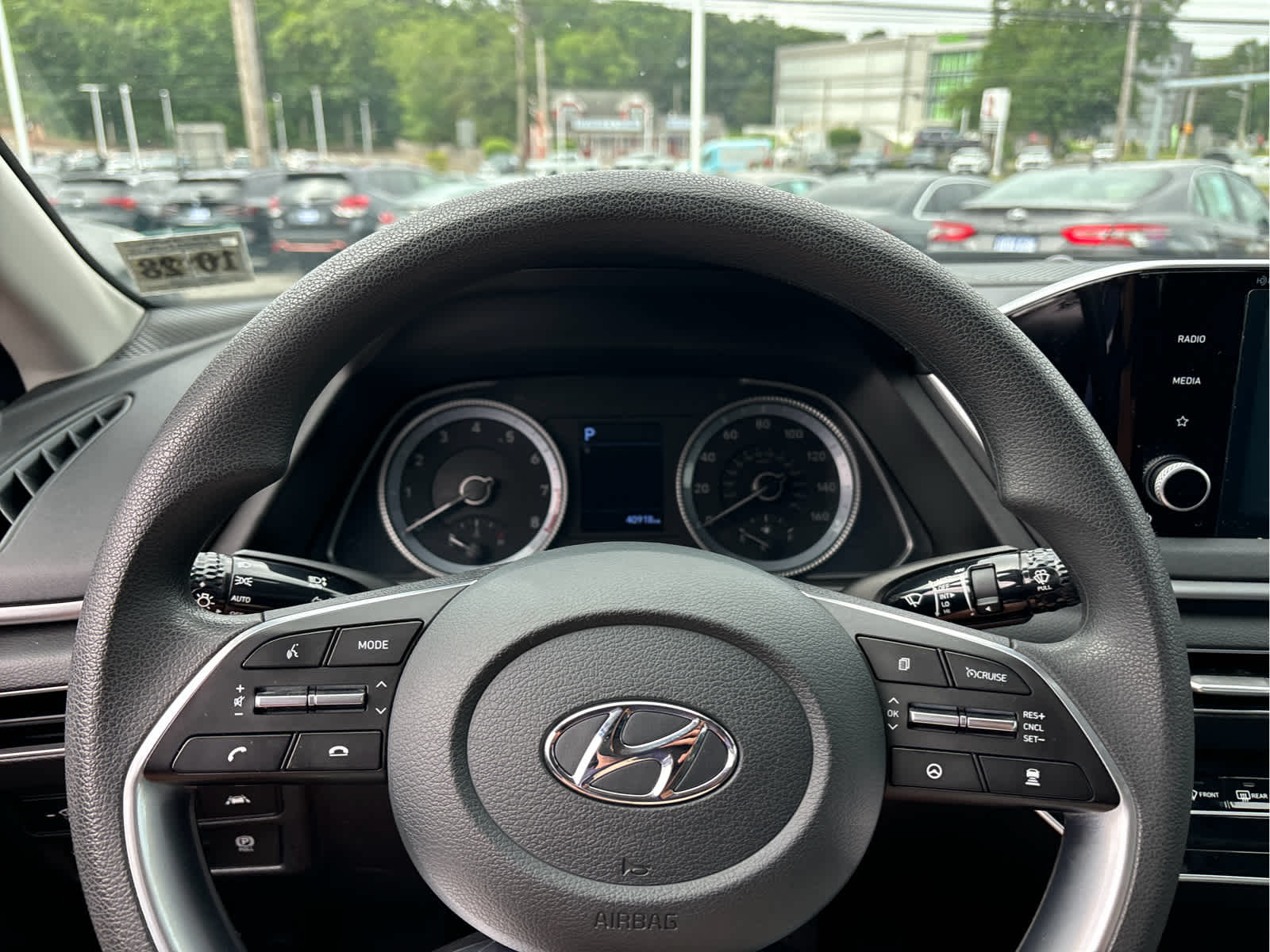 2023 Hyundai SONATA SE