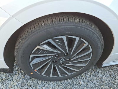 2026 Hyundai SONATA HYBRID SEL