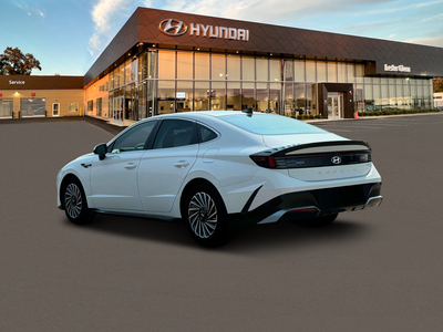 2025 Hyundai SONATA HYBRID SEL