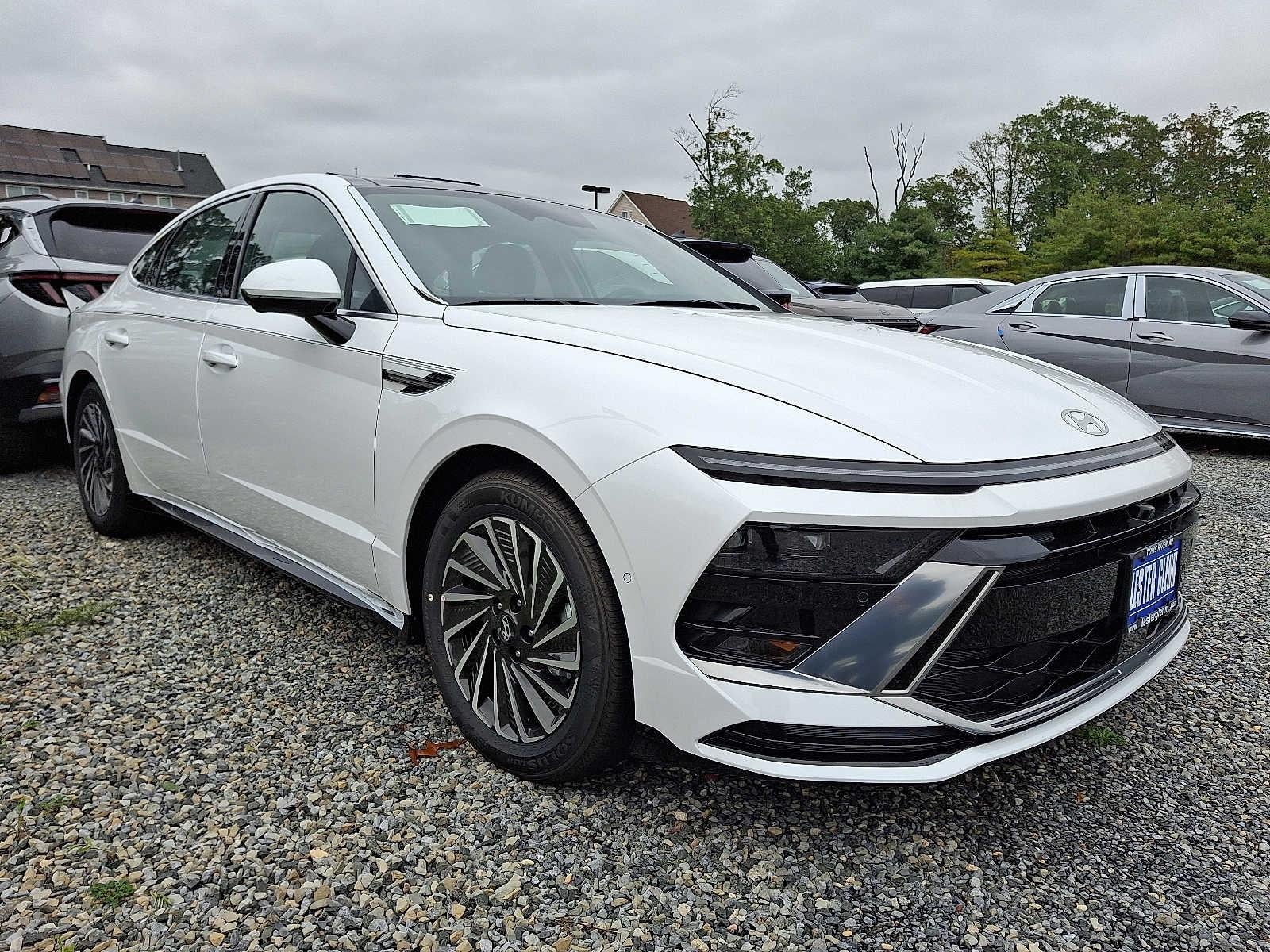 2025 Hyundai SONATA HYBRID Limited